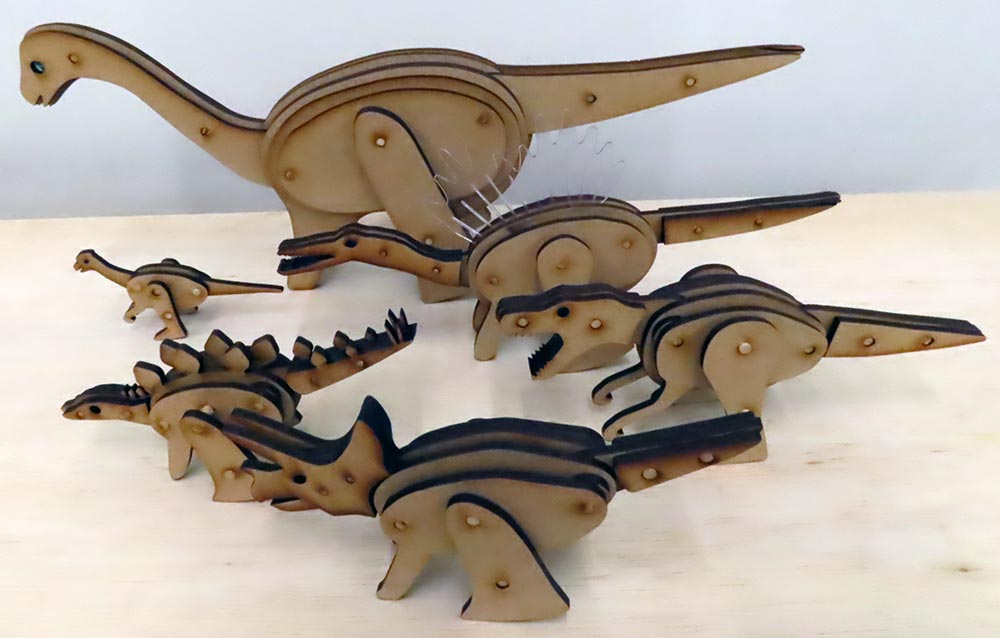 体験教室「ちょっと立体的なトコトコザウルス」(事前申込・先着順)
